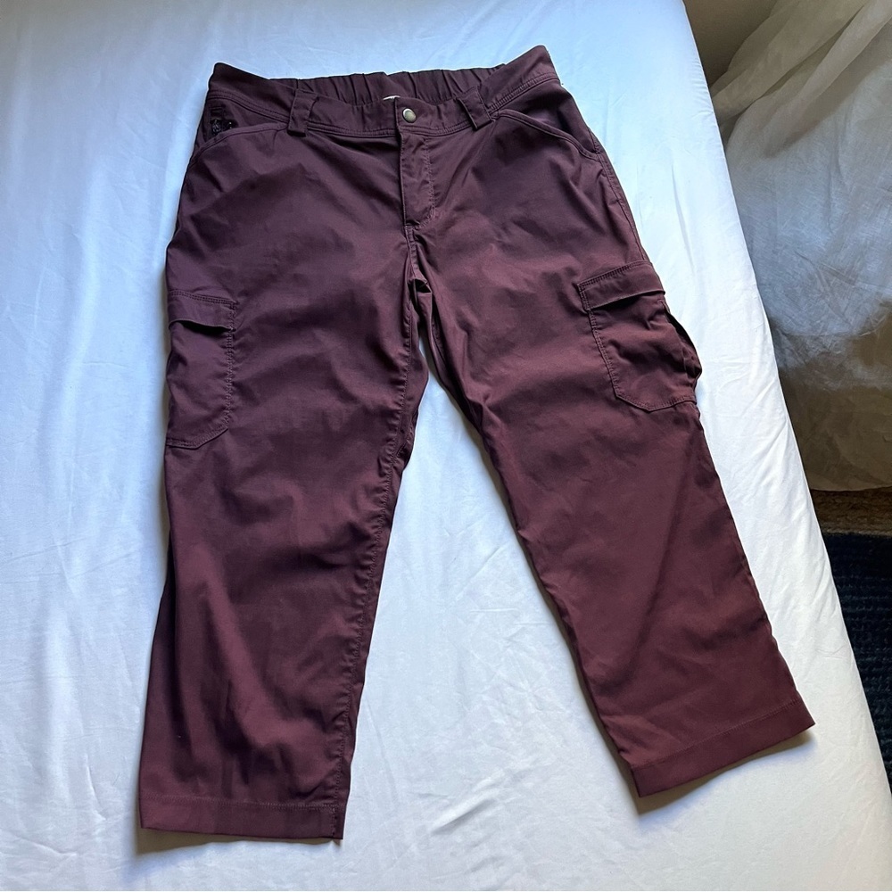 DULUTH TRADING CO brown nylon cargo‎ cropped straight leg athletic pants